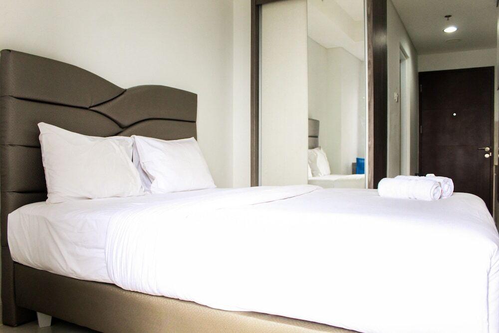 New Furnished City View Studio Apartment @ Springwood Residence By Travelio — фото 4