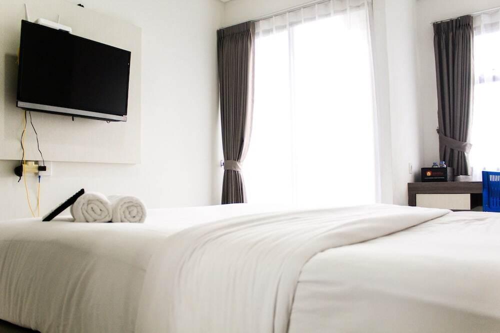 Тангеранг: New Furnished City View Studio Apartment @ Springwood Residence By Travelio