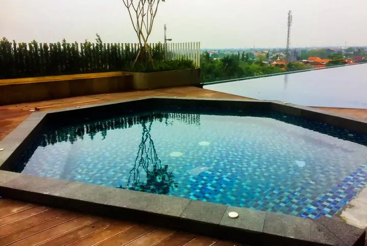 Тангеранг: New Furnished City View Studio Apartment @ Springwood Residence By Travelio