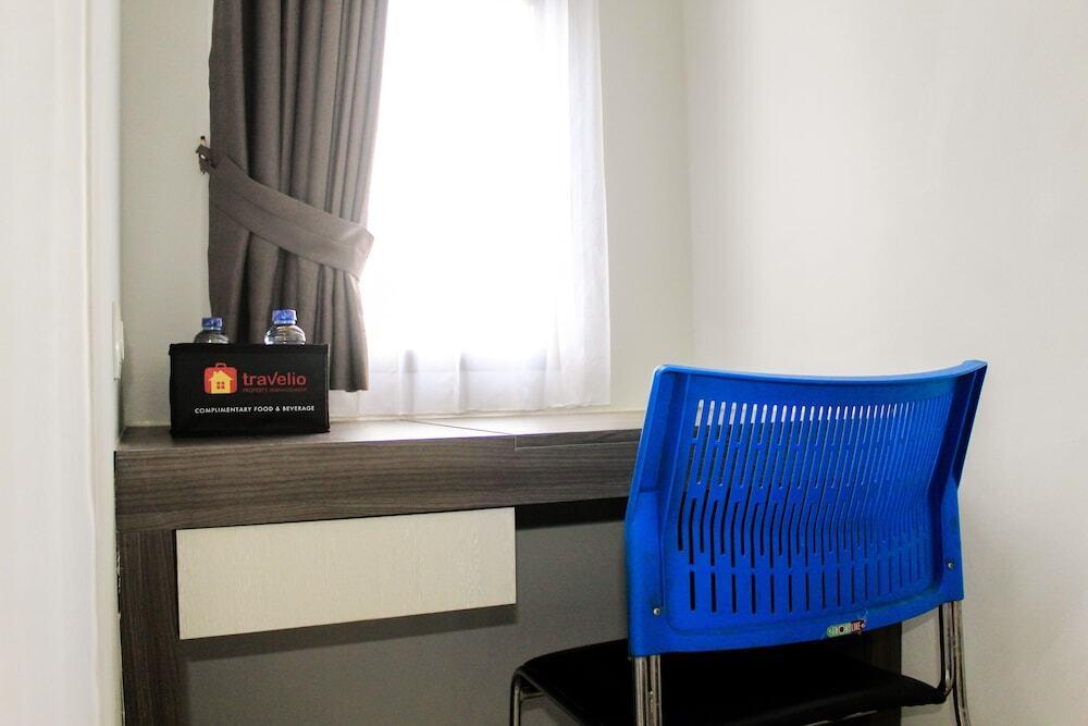 New Furnished City View Studio Apartment @ Springwood Residence By Travelio — фото 2