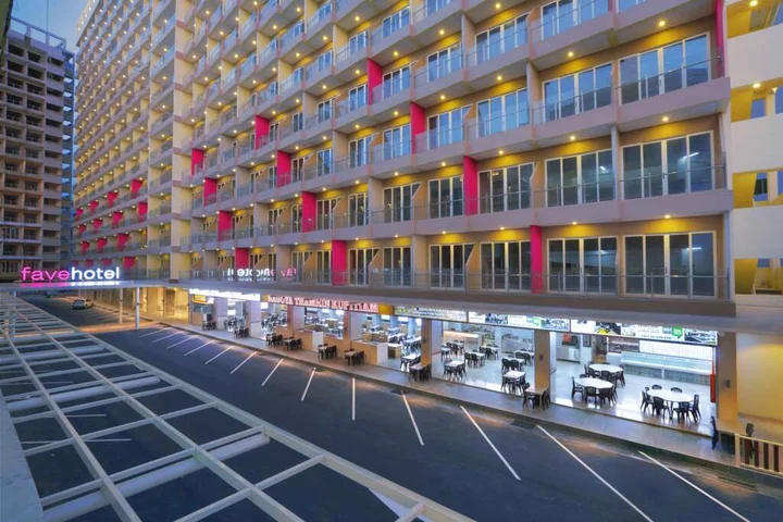 Батам: favehotel Nagoya Batam