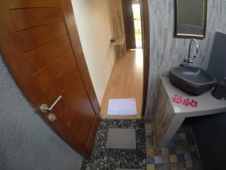Лембонган-Айленд: IMeme Guest House