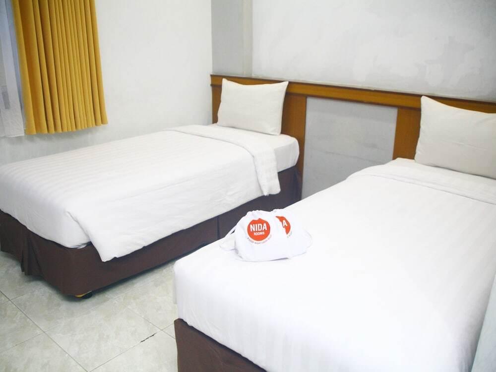 Депок: Nida Rooms Colombo Komplek Karang Marang