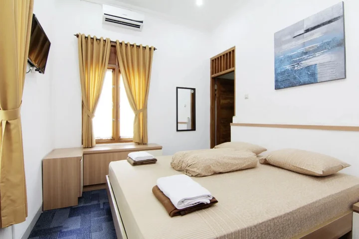 Депок: Embe Joglo Homestay