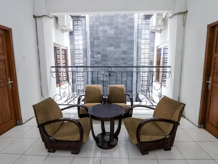 Депок: NIDA Rooms Depok Museum Affandi