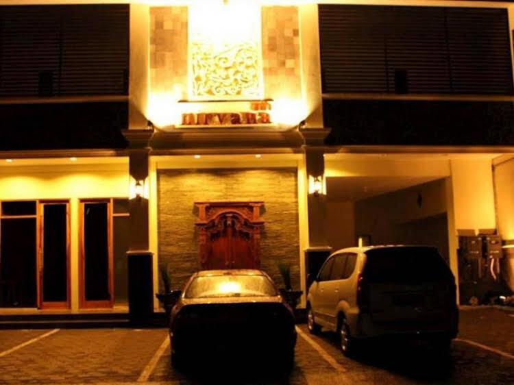 Депок: NIDA Rooms Depok Museum Affandi