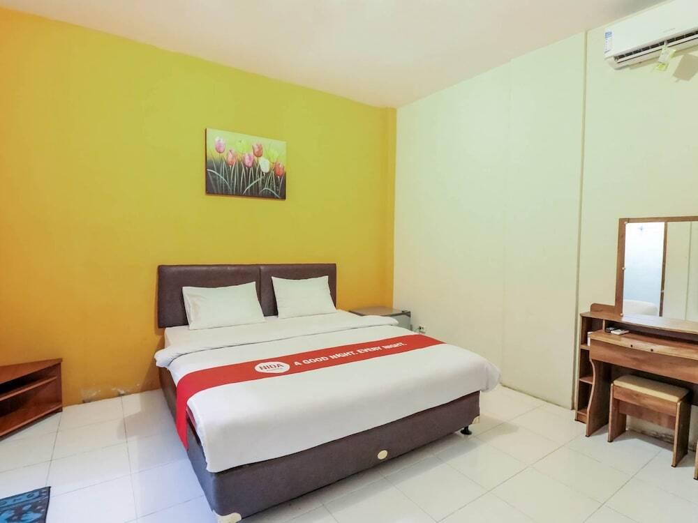 Депок: NIDA Rooms Jembatan Merah Depok