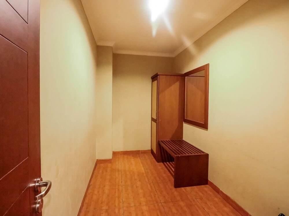Депок: NIDA Rooms Ring Road Utara 186