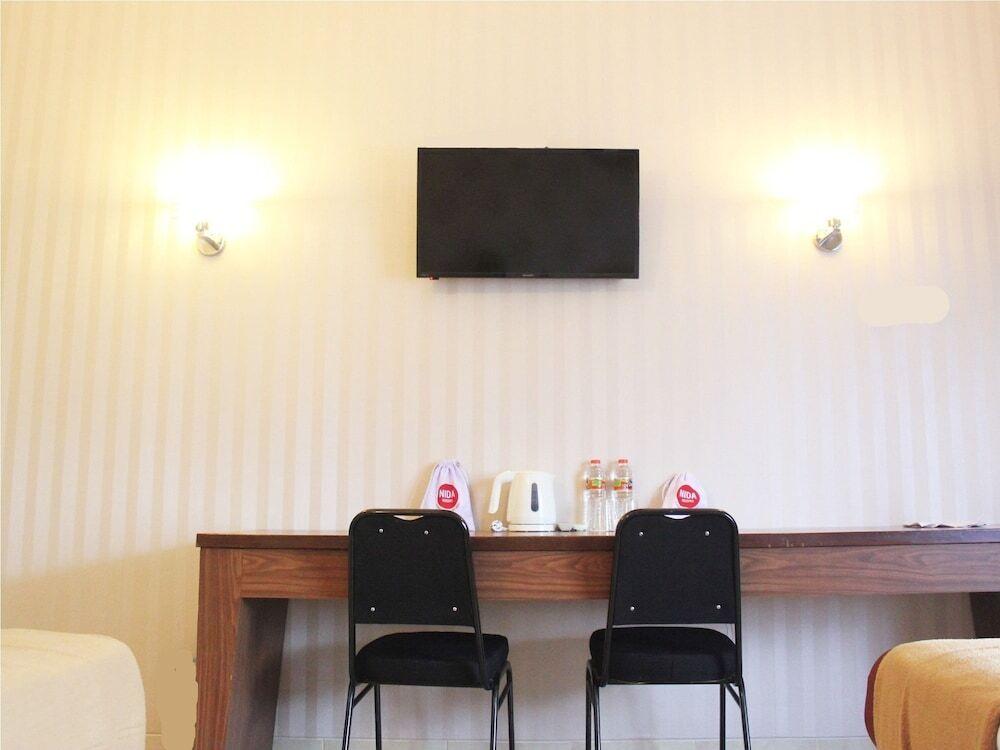 Депок: NIDA Rooms Ring Road Utara 186