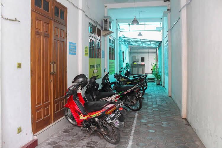 Депок: NIDA Rooms Seturan Raya Tugu Jogja