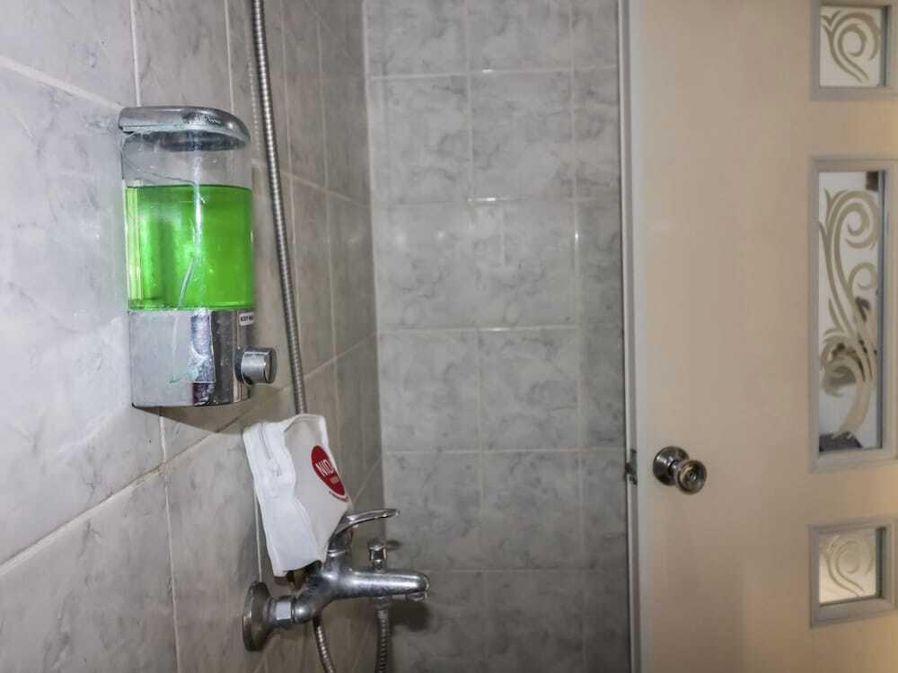 Батуретно: Nida Rooms Tata Bumi Godean