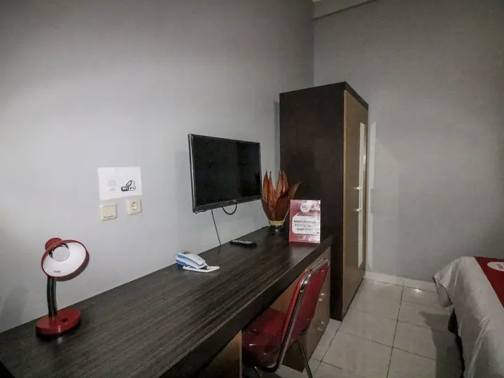 Батуретно: Nida Rooms Tata Bumi Godean