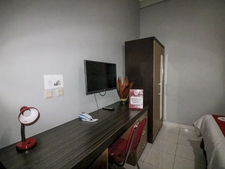 Батуретно: Nida Rooms Tata Bumi Godean