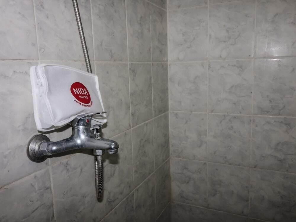 Батуретно: Nida Rooms Tata Bumi Godean