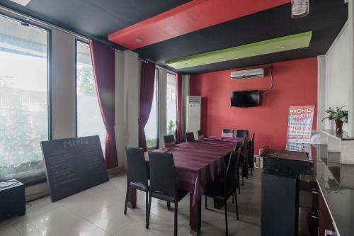 Банджармасин: Reddoorz Plus Near Mall Sentra Antasari