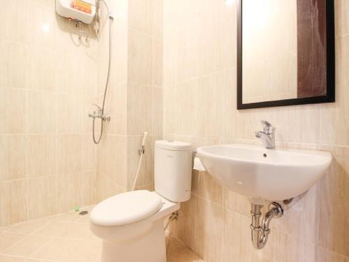 Депок: RedDoorz Plus @ Laksda Adisucipto Street