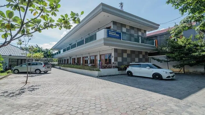 Баликпапан: RedDoorz Syariah near Sepinggan Airport Balikpapan
