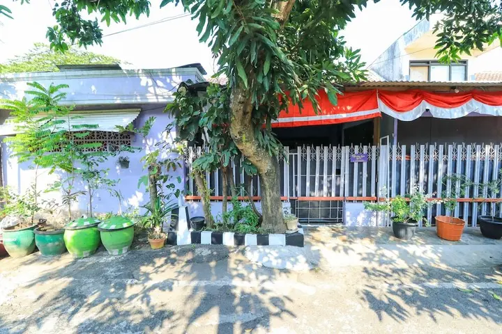 Маланг: Homestay Lada Syariah