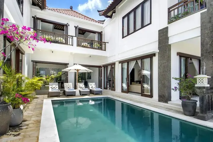 Унгасан: Villa Amanie