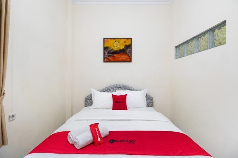 Депок: Reddoorz @ Kledokan Ambarukmo