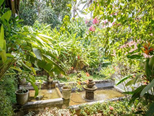 Убуд: White House Central Ubud