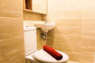 Тангеранг: Minimalist and New Furnished Studio Apartment at Springwood Residence By Travelio