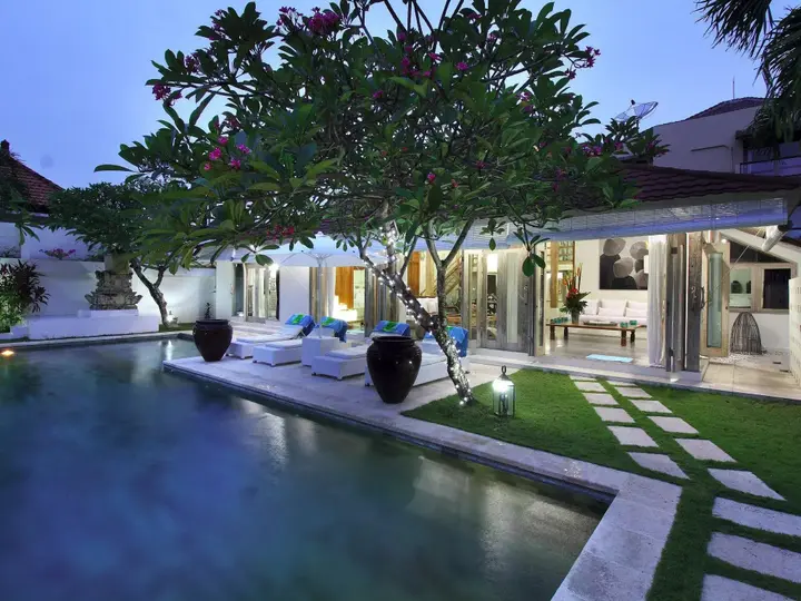 Кута: Villa Putih