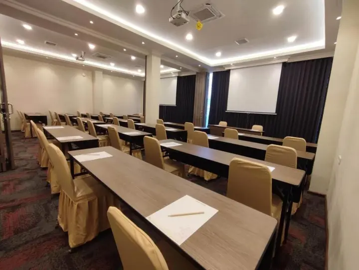 Палембанг: Kesuma Front One Boutique Hotel