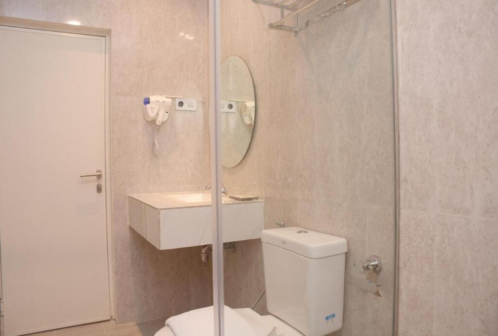 Палембанг: Kesuma Front One Boutique Hotel