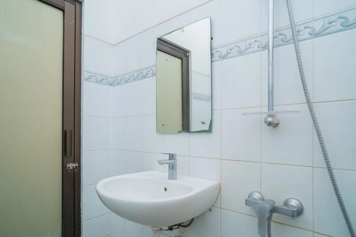 Суракарта: RedDoorz @ Hotel Surya Solo