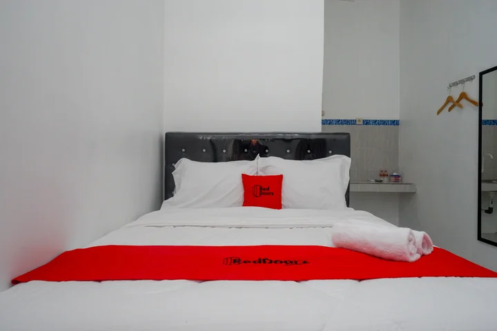 Семаранг: RedDoorz near Universitas Semarang 2