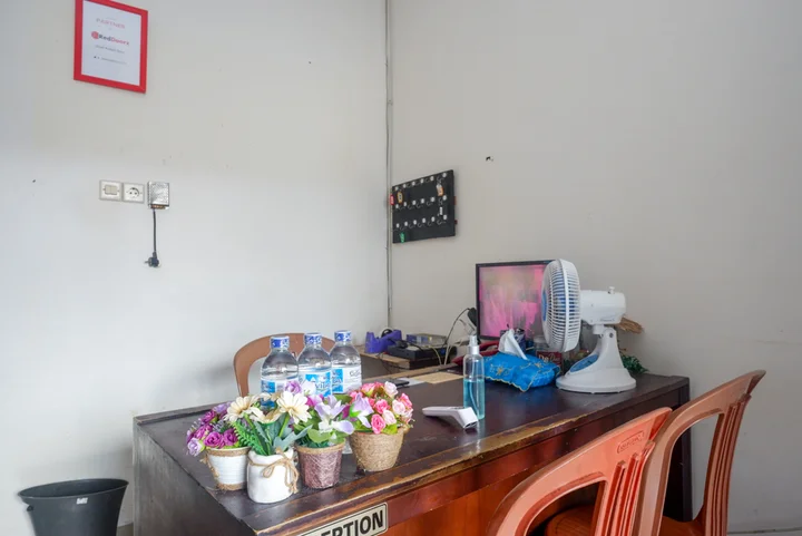 Депок: RedDoorz @ Mahameru Residence Yogyakarta