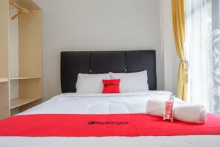 Суракарта: RedDoorz @ Kratonan Solo