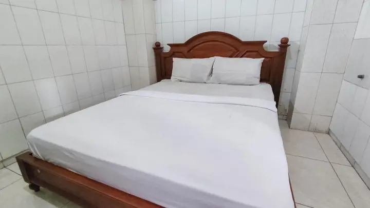Джомбанг: Hotel Shinta 1 near Stasiun Kertosono