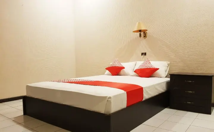 Самаринда: Hotel Gading Kencana