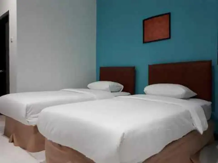 Соронг: RedDoorz near Dermaga Pelabuhan Rakyat
