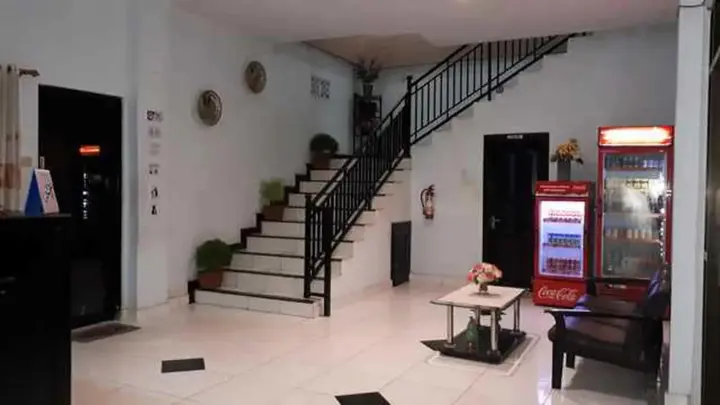 Соронг: RedDoorz near Dermaga Pelabuhan Rakyat