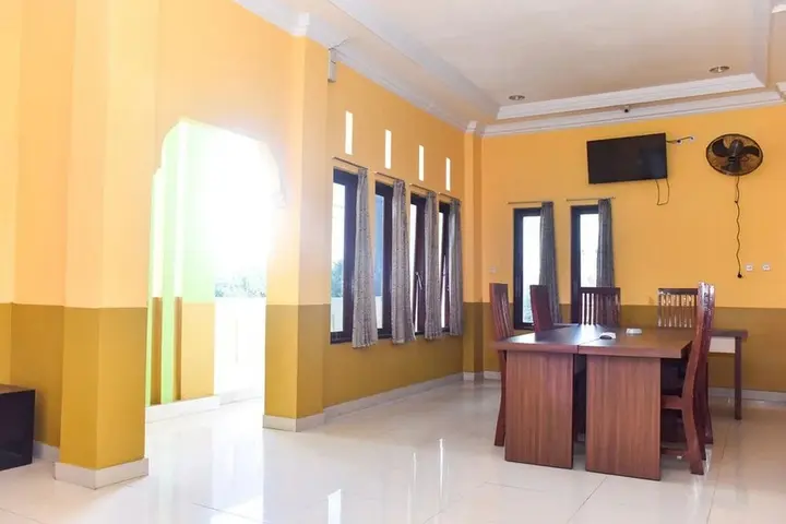 Амбон: RedDoorz near Universitas Pattimura Ambon