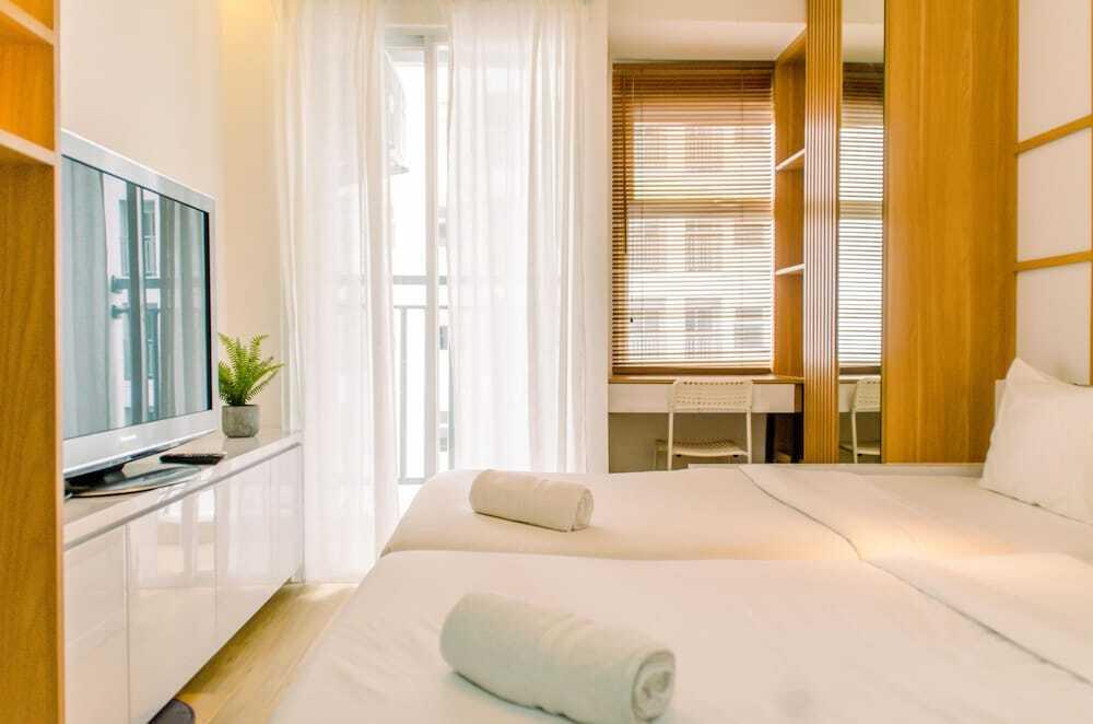 Homey and Cozy Stay Studio Room at Serpong Garden Apartmen — фото 2