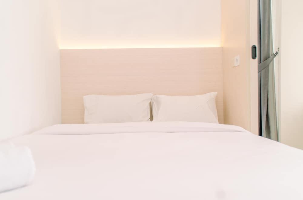 Restful And Comfy Studio At Serpong Garden Apartment — фото 6