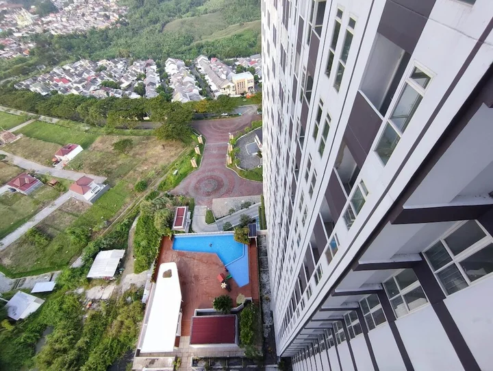 Семаранг: Comfort 1Br At Amartha View Apartment