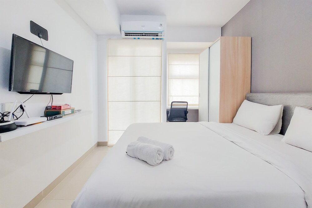Comfy And Minimalist Studio At Serpong Garden Apartment — фото 2