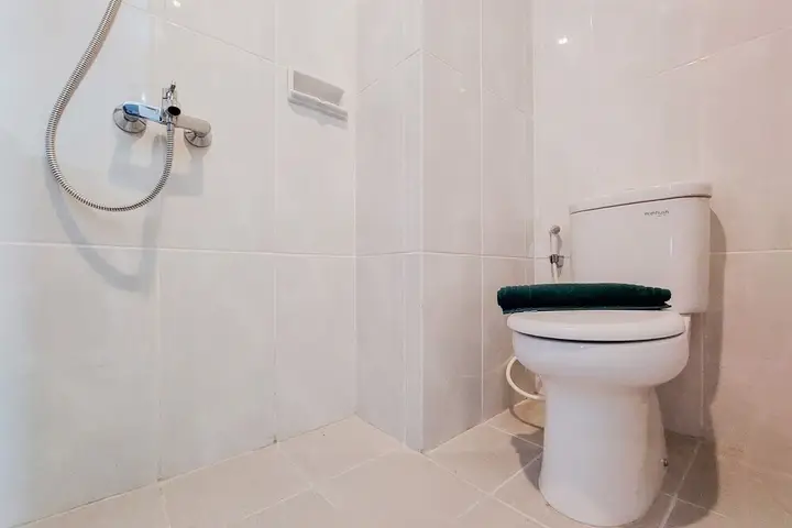 Comfy And Minimalist Studio At Serpong Garden Apartment — фото 5