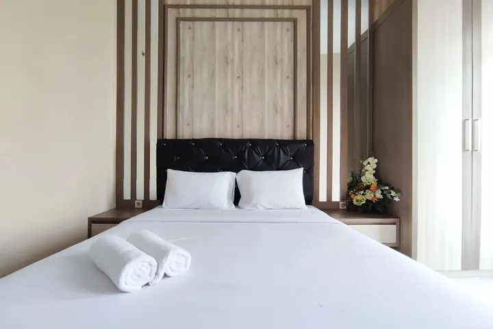 Семаранг: Comfortable And Modern 1Br Without Living Room At Amartha View Apartment