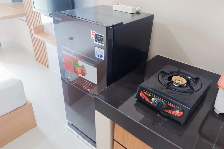 Legok: Minimalist Studio Apartment At Serpong Garden