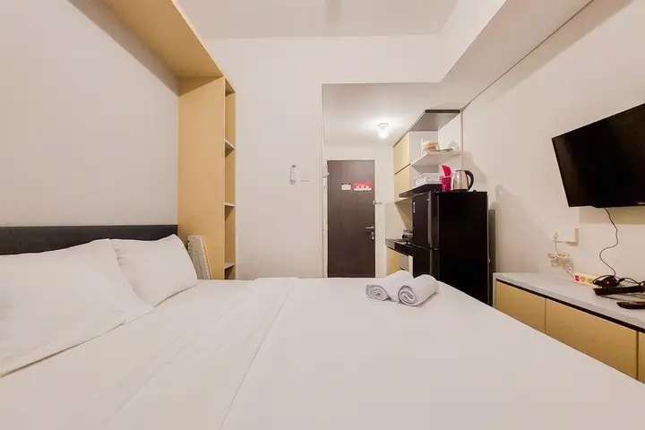 Nice And Simple Studio Room At Serpong Garden Apartment — фото 2
