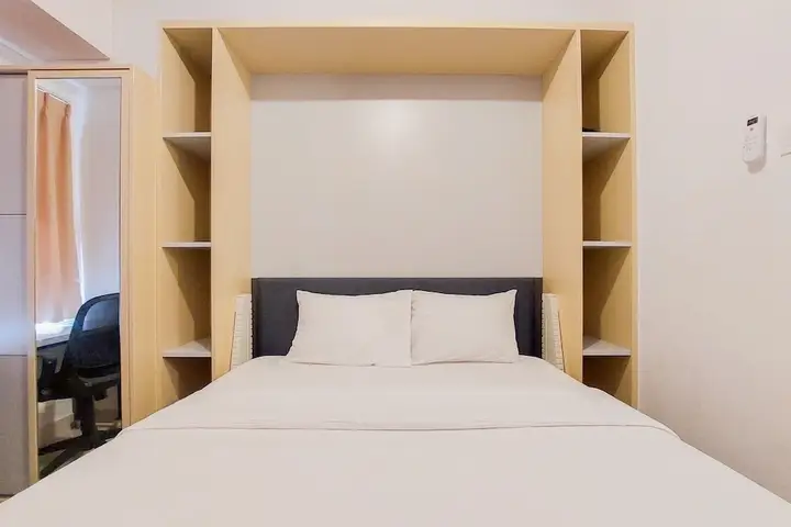 Nice And Simple Studio Room At Serpong Garden Apartment — фото 1