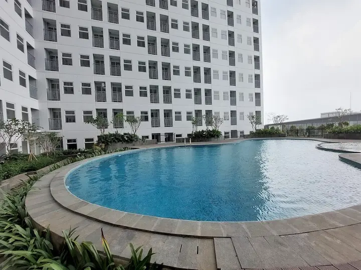 Legok: Enjoy Living And Warm Studio At Serpong Garden Apartment