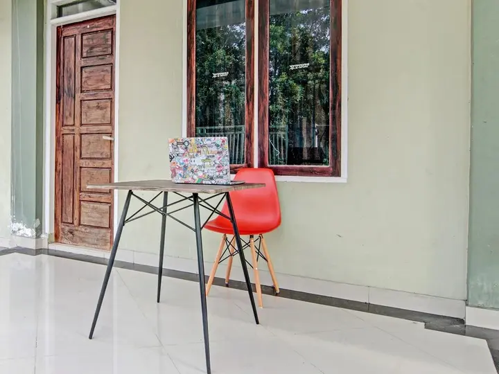 Пеканбару: Oyo 91642 Fhazel Residence Syariah