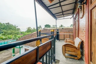 Батуретно: OYO Homes 90996 Desa Wisata Pulesari Syariah